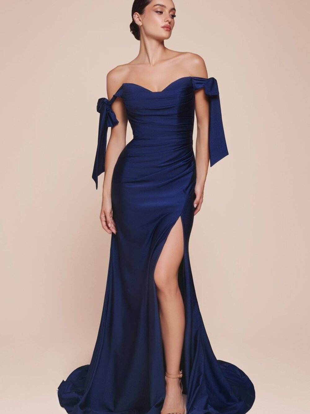 NEW NAVY Evening Gown Floor Length Formal Elegant Stunning CD943